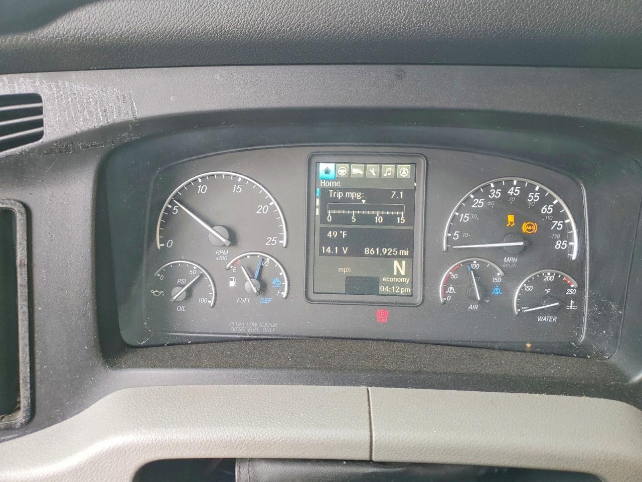 2019 Freigliner 2019 Freightliner Cascadia 126 Semi Truck