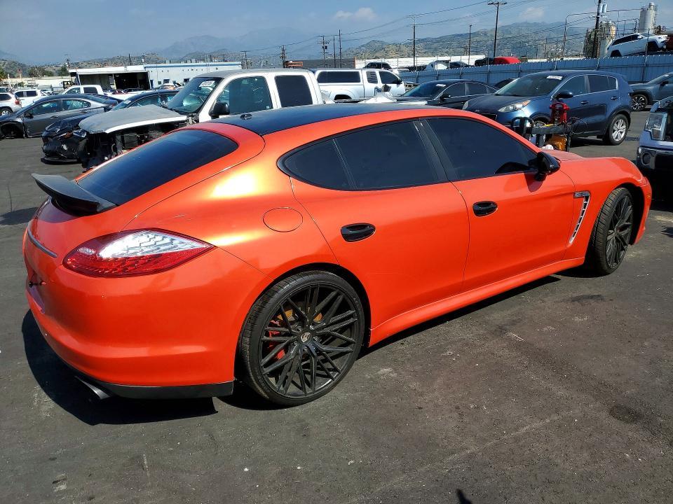 2013 Porsche Panamera 2