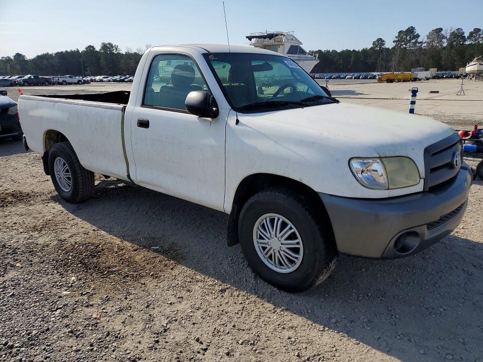 2005 Toyota Tundra Base