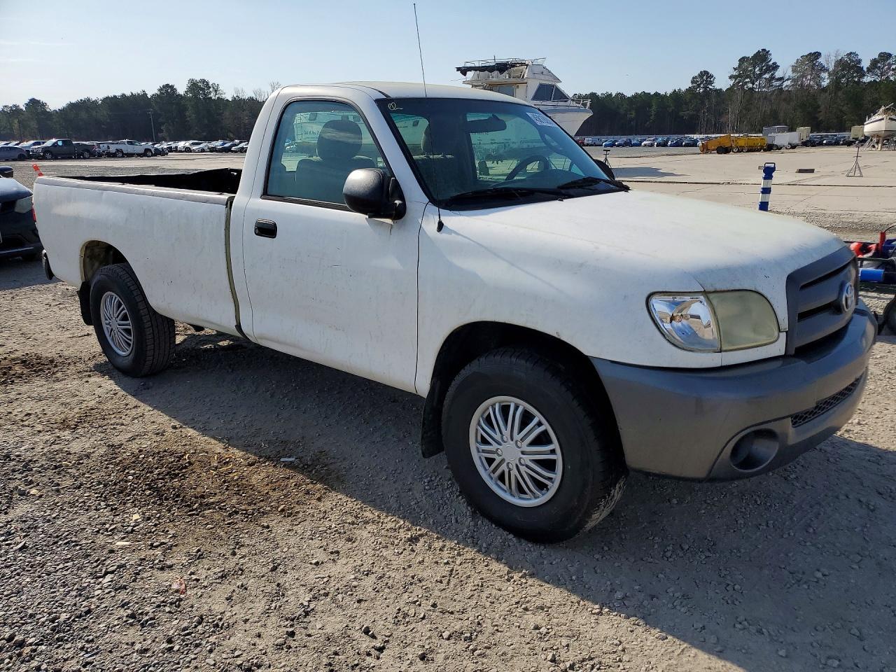 2005 Toyota Tundra Base