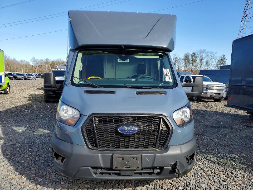 2021 Ford Transit Delivery Truck