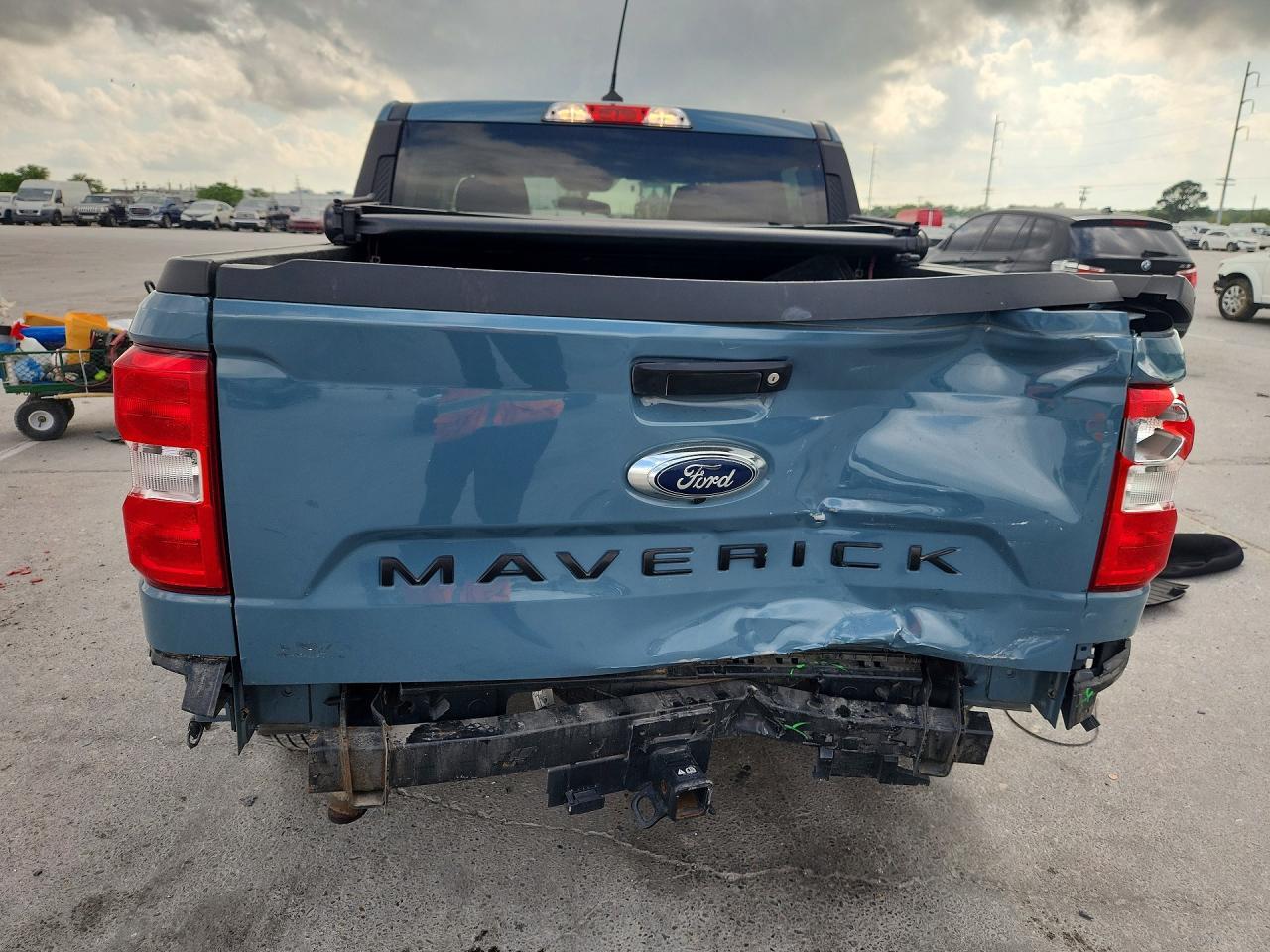 2023 Ford Maverick XL