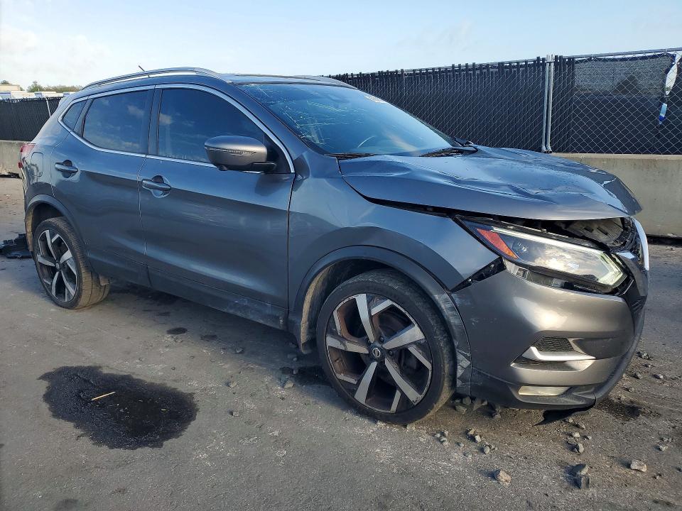 2021 Nissan Rogue Sport sl