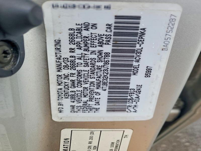 2003 Toyota Camry le