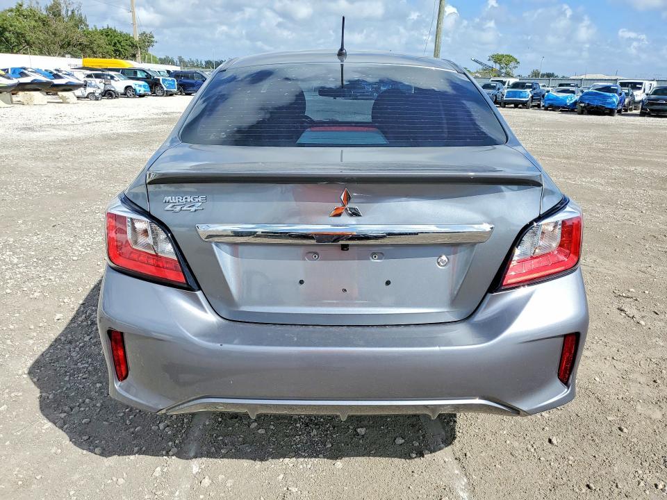 2022 Mitsubishi Mirage G4 es