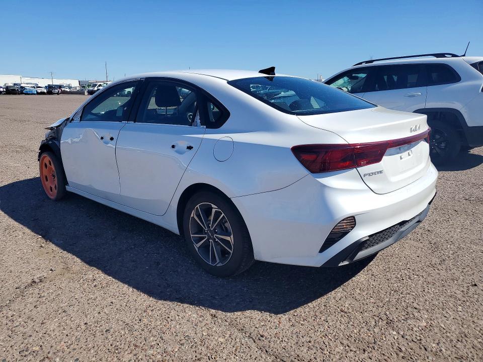 2023 KIA Forte lxs
