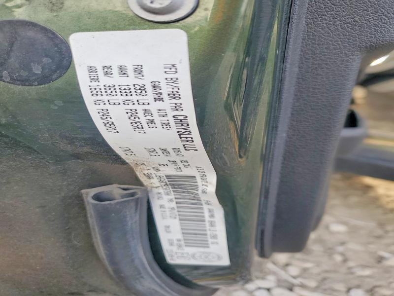 2009 Jeep Commander Sport