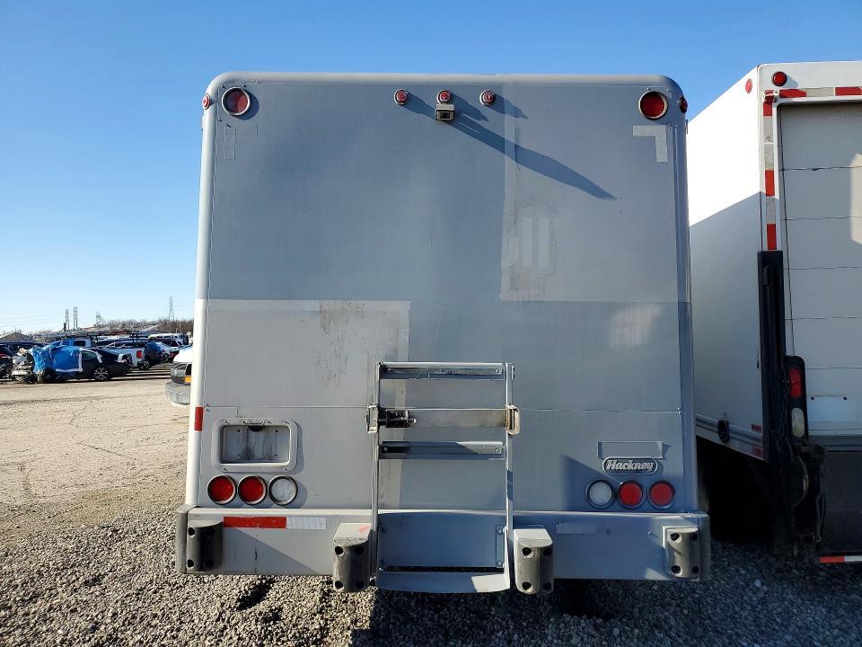 2020 Isuzu NRR BOX Truck