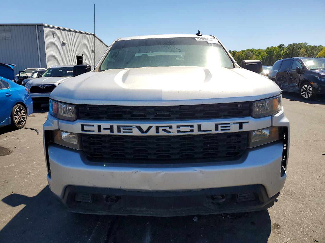 2020 Chevrolet Silverado C1500 Custom
