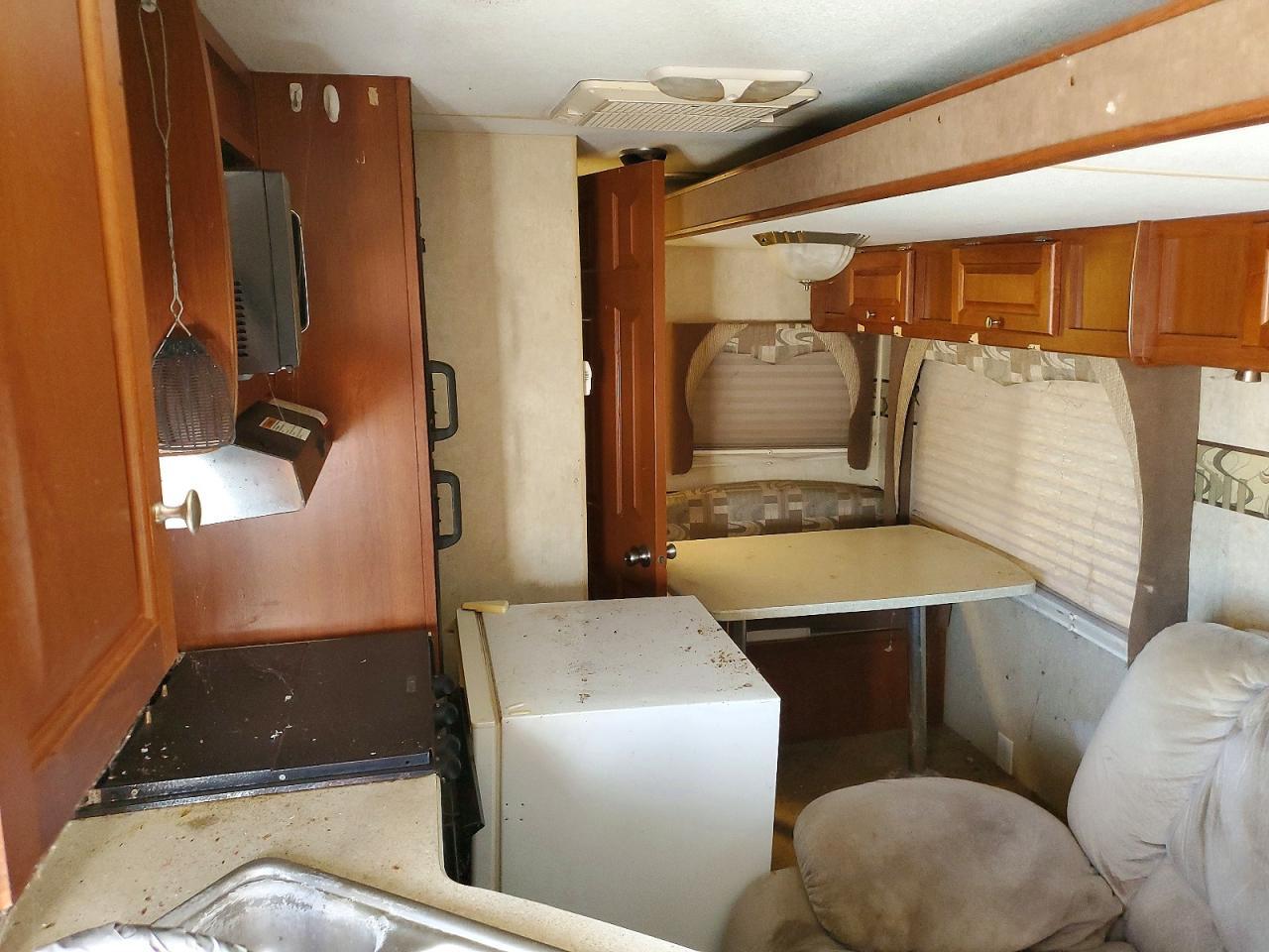 2008 Fleetwood Prowler Camper