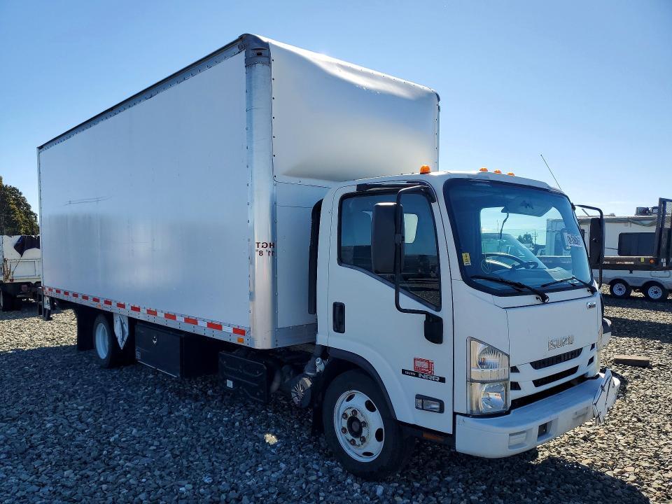 2017 Isuzu NRR BOX Truck