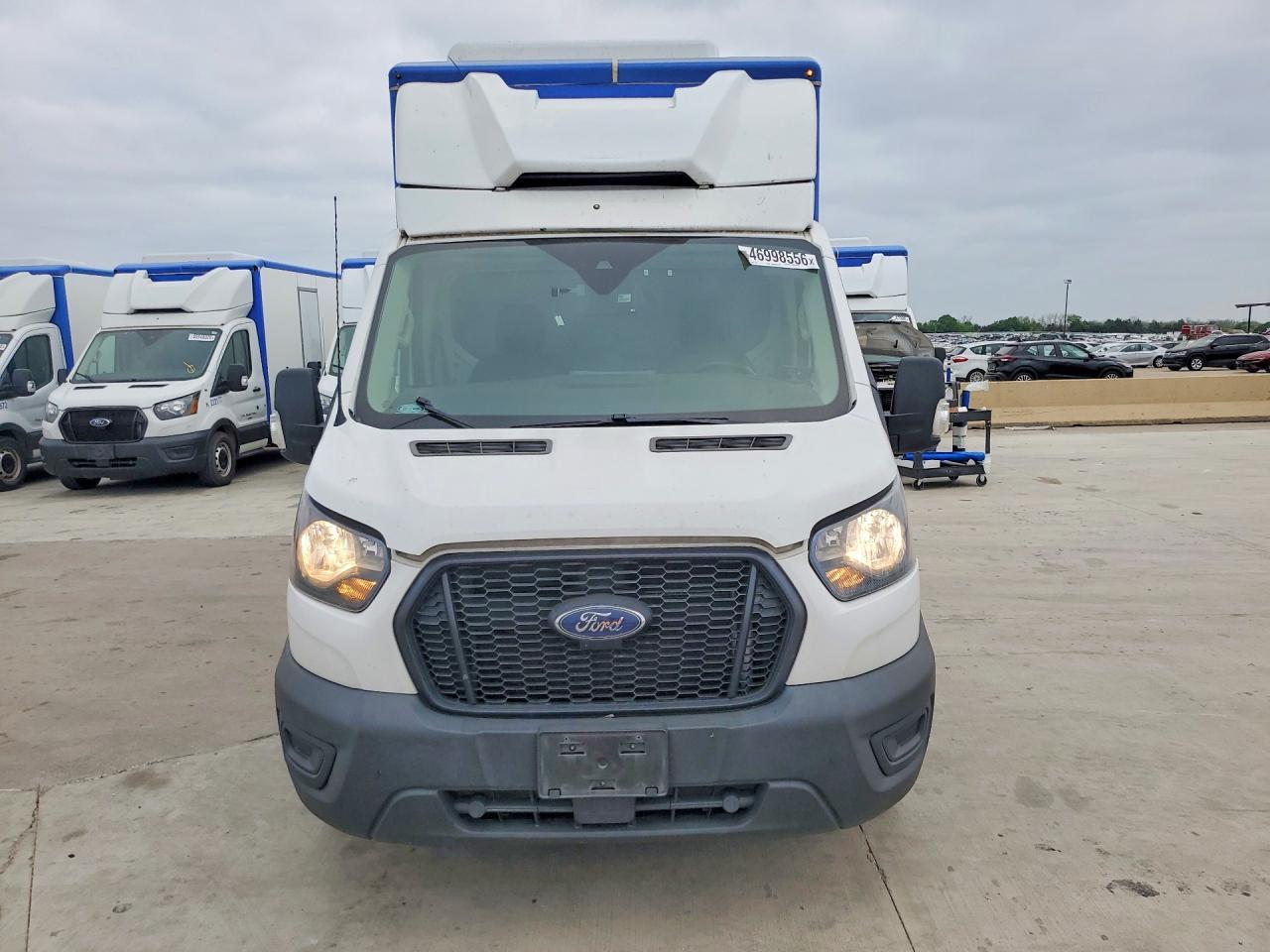 2022 Ford Transit Delivery Truck