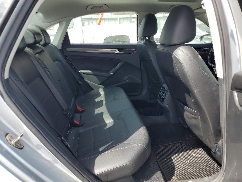 2018 Volkswagen Passat se