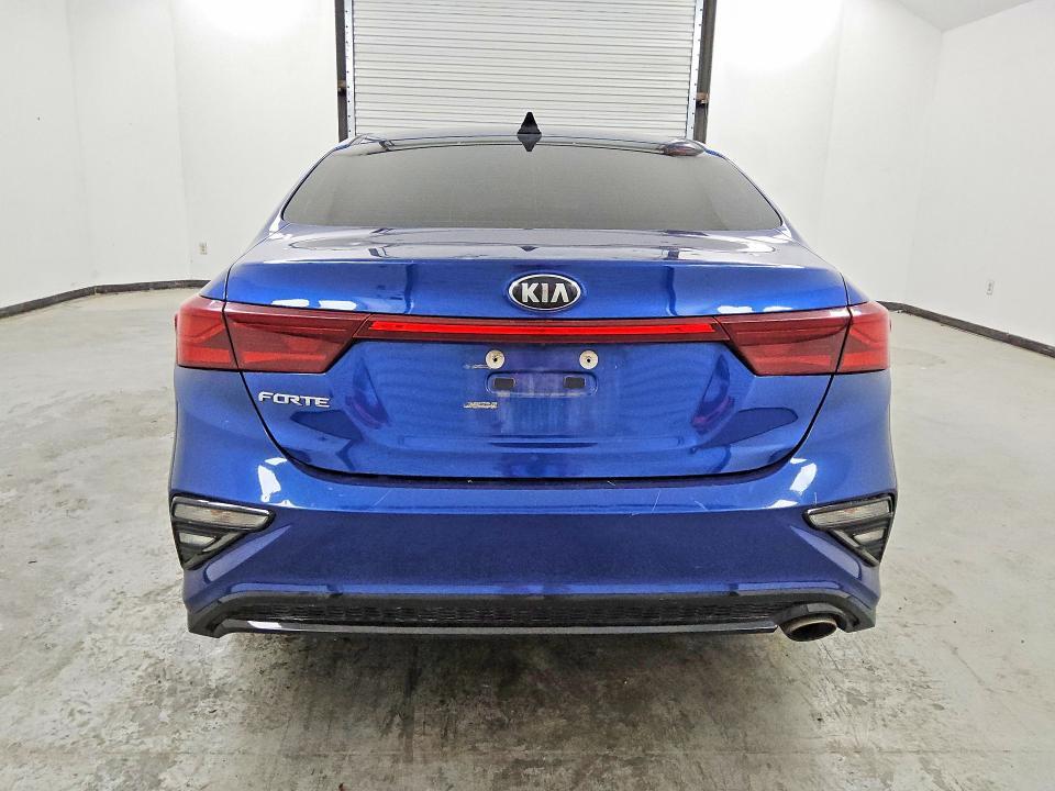 2021 KIA Forte lxs