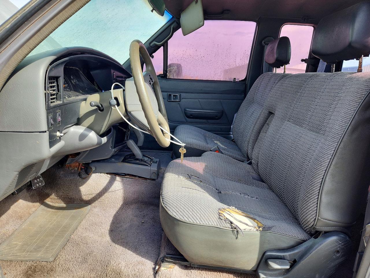 1993 Toyota Pickup Deluxe V6