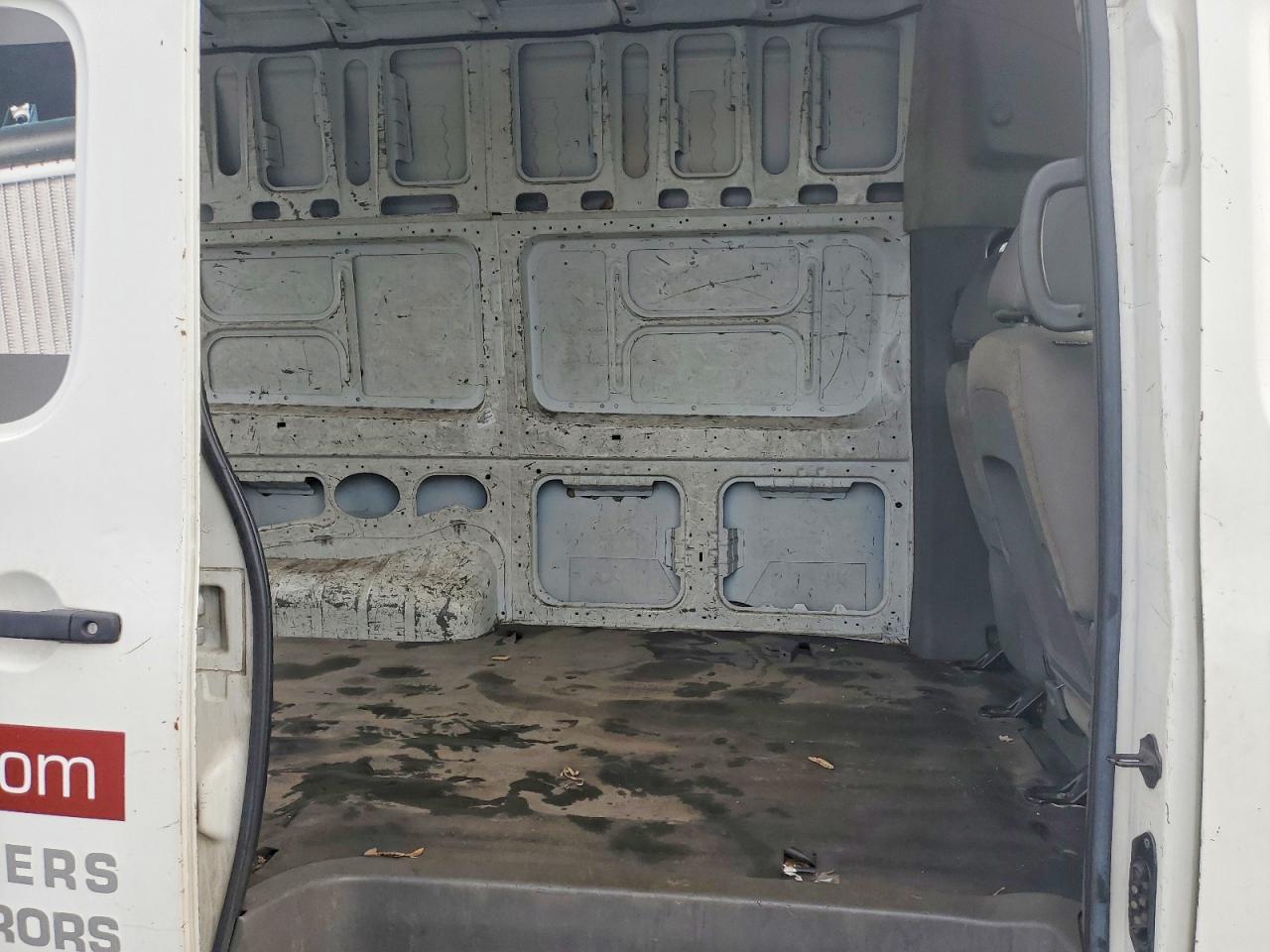 2012 Niss AN NV 2500 Delivery Van