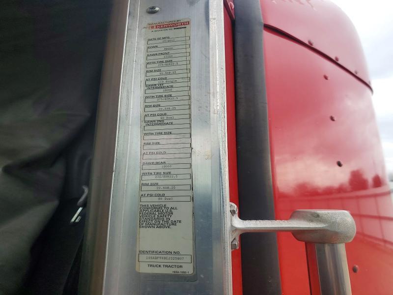 2012 Kenworth T660 Semi Truck