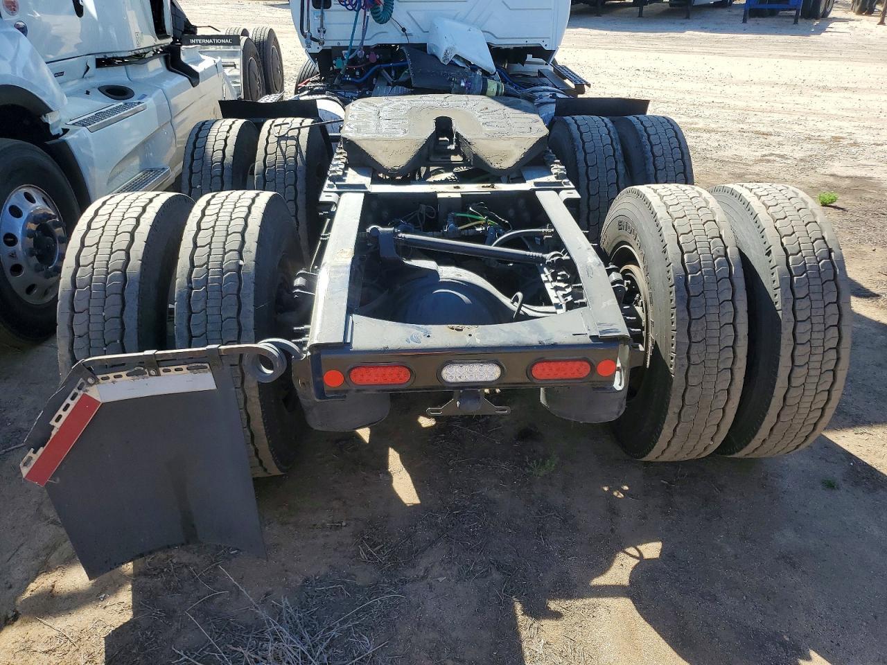 2025 International LT625