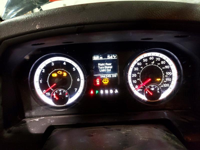 2016 Ram Trucks 1500 slt