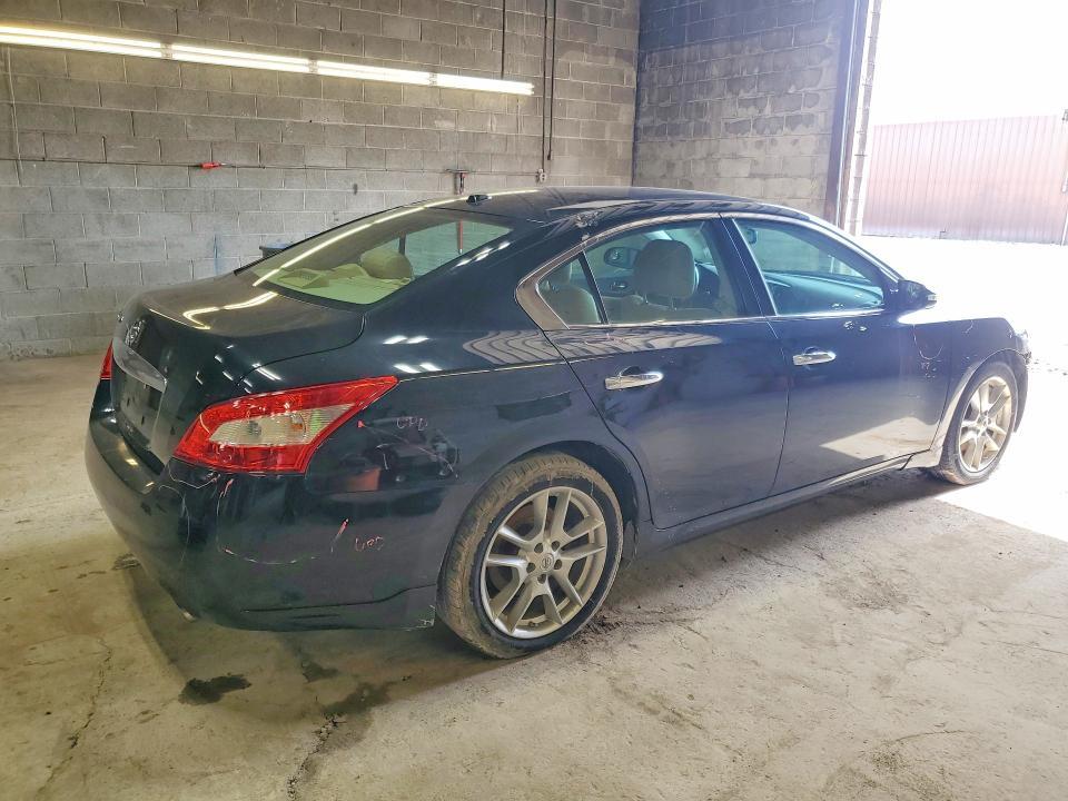 2010 Nissan Maxima 3.5 s