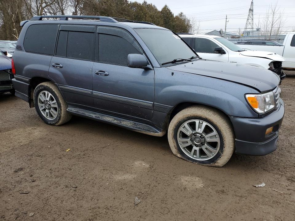 2004 Toyota Land Cruiser Base