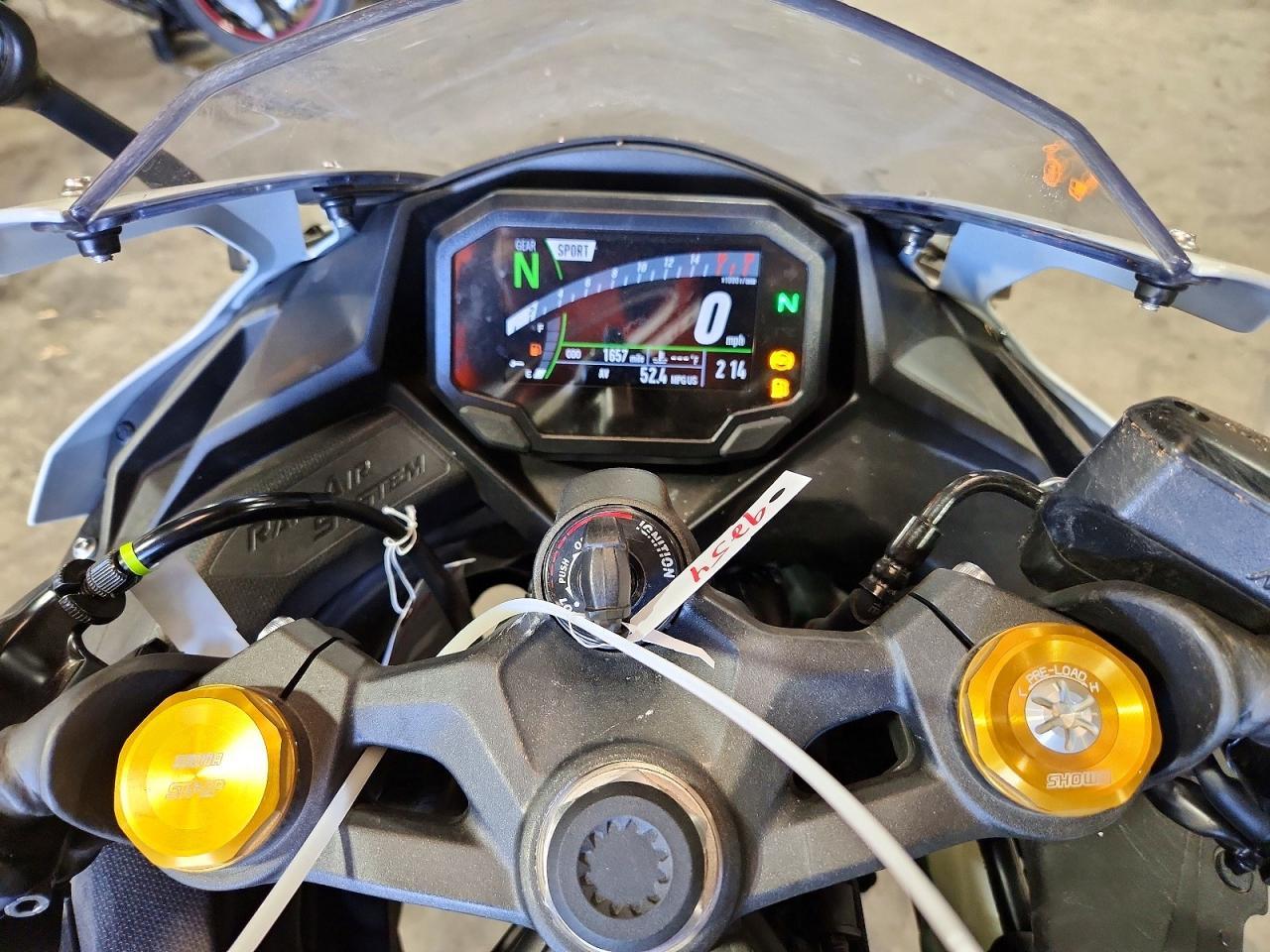 2025 Kawasaki ZX400 S