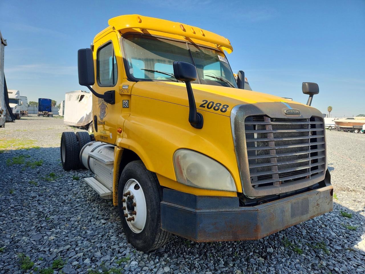 2014 Freightliner Cascadia Semi Truck