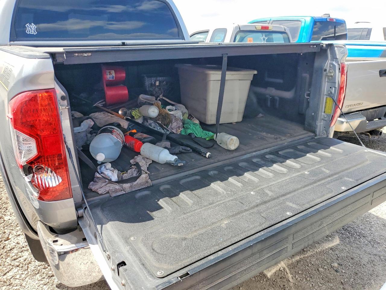 2015 Toyota Tundra SR5