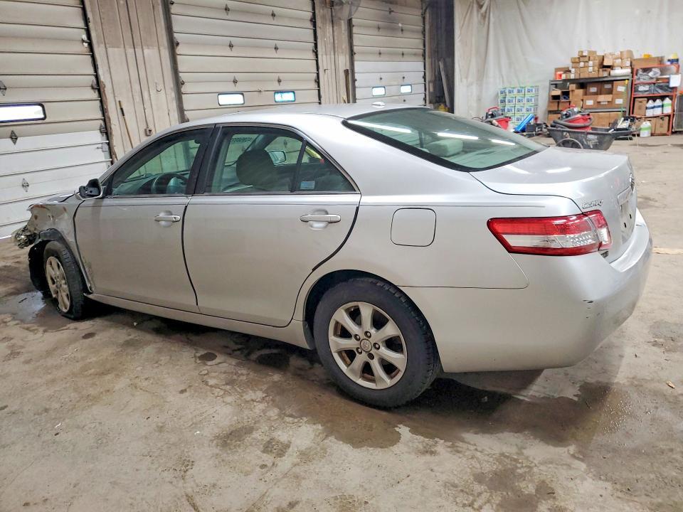 2011 Toyt Camry