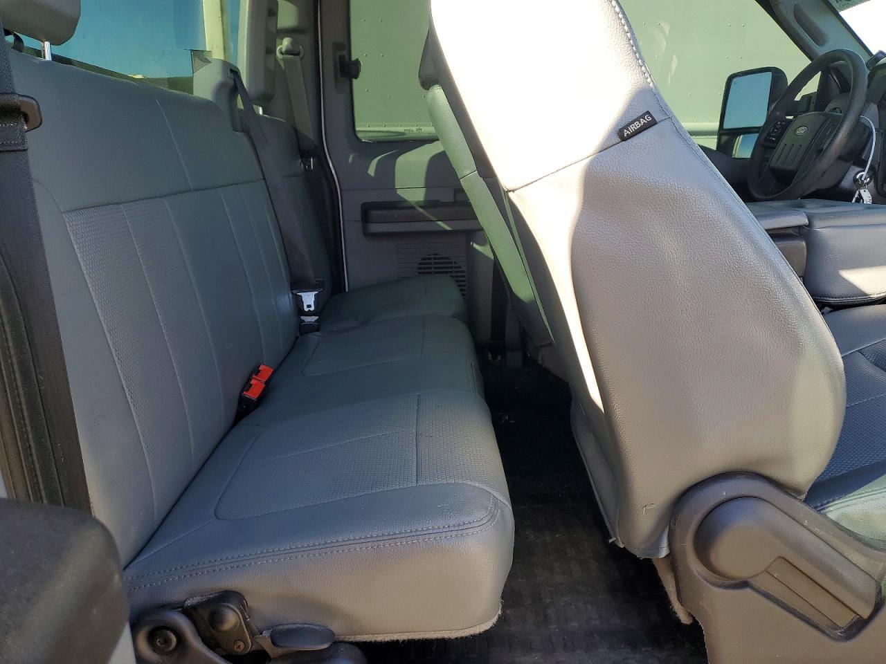2016 Ford F450 Super Duty Utility / Service Truck