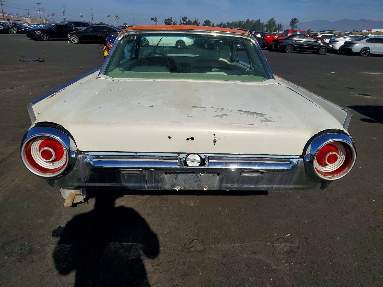 1962 Ford Thunderbird
