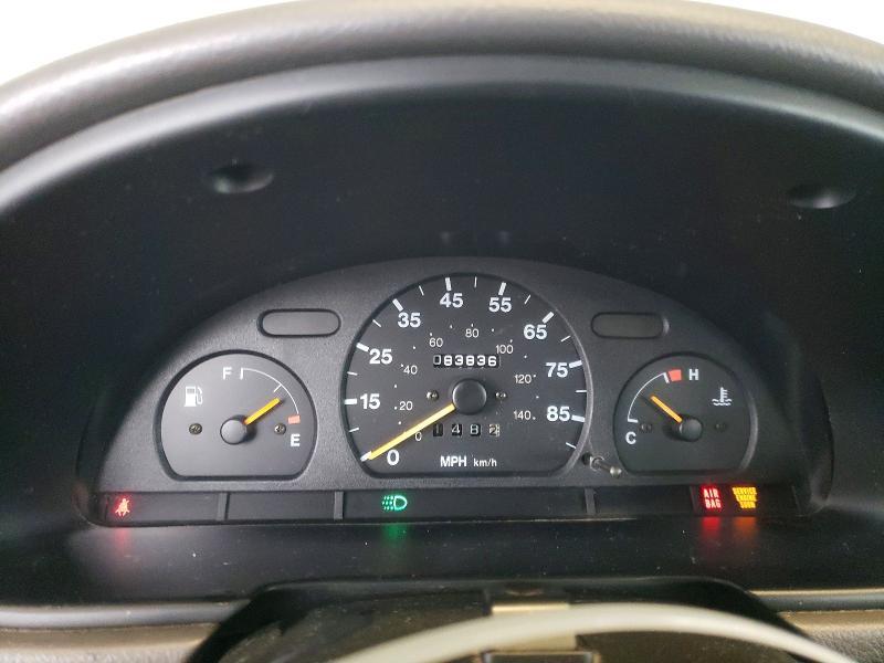2000 Chevrolet Metro lsi
