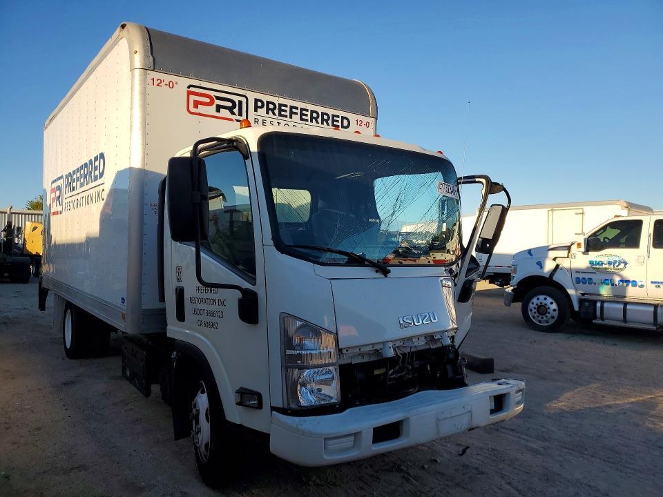 2022 Isuzu Npr hd