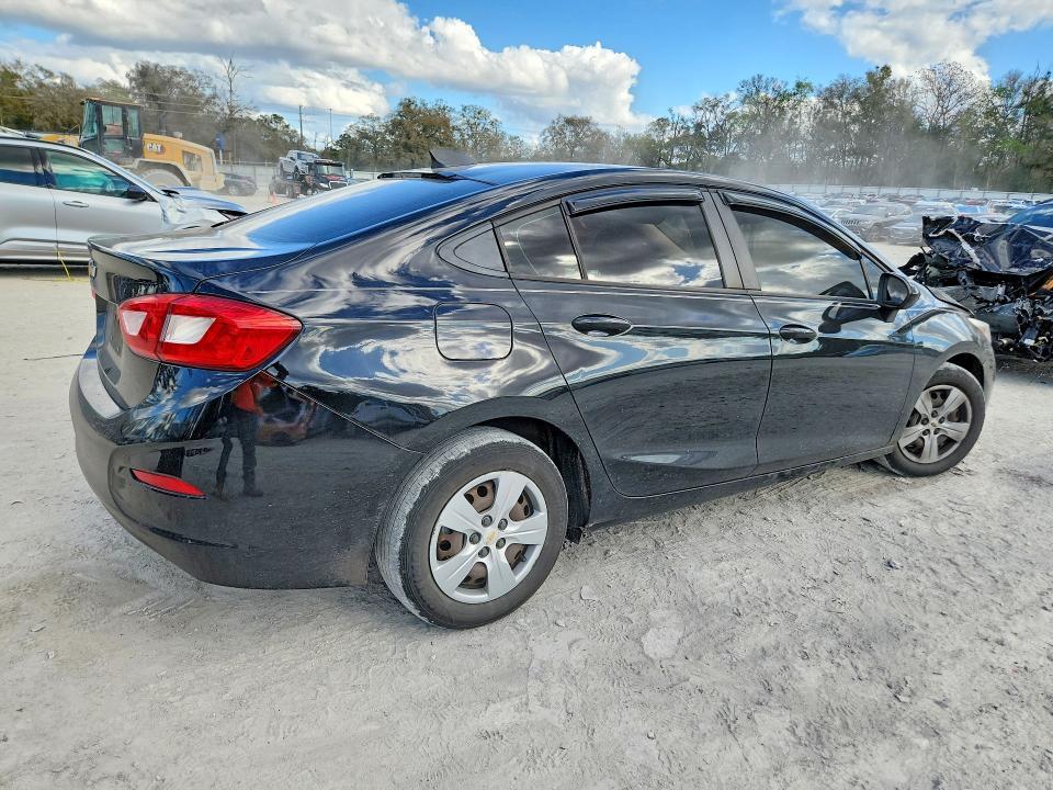 2018 Chevrolet Cruze ls