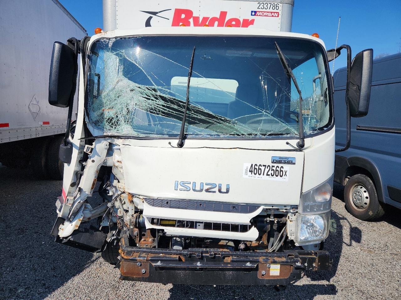 2019 Isuzu NPR HD BOX Truck