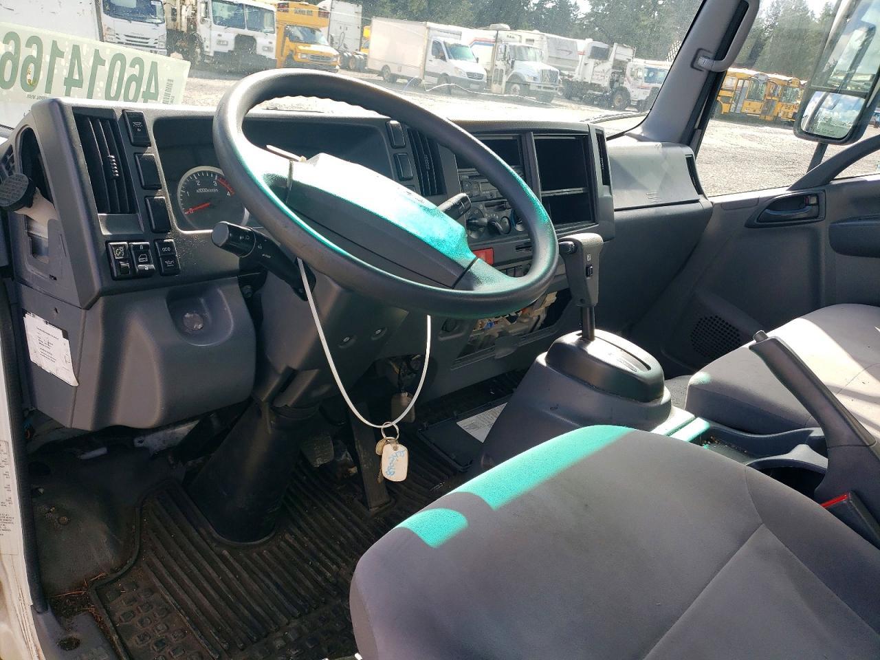 2016 Isuzu NRR