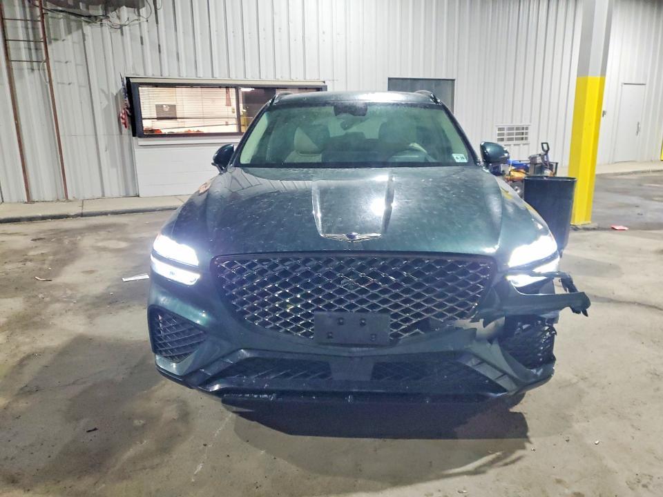2023 Genesis Gv70