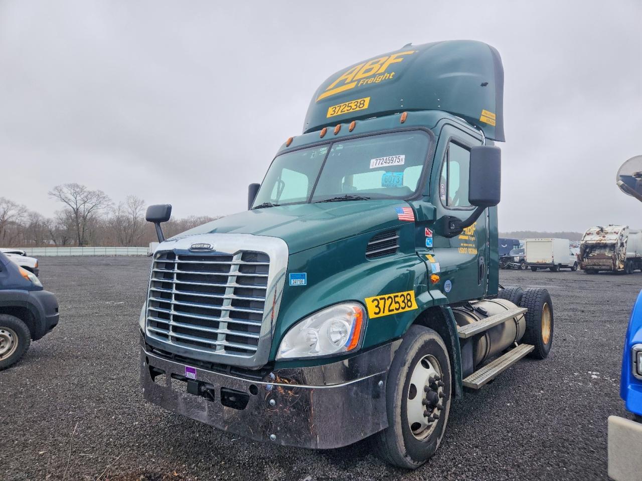 2018 Freigliner 2018 Freightliner Cascadia 113 Semi Truck