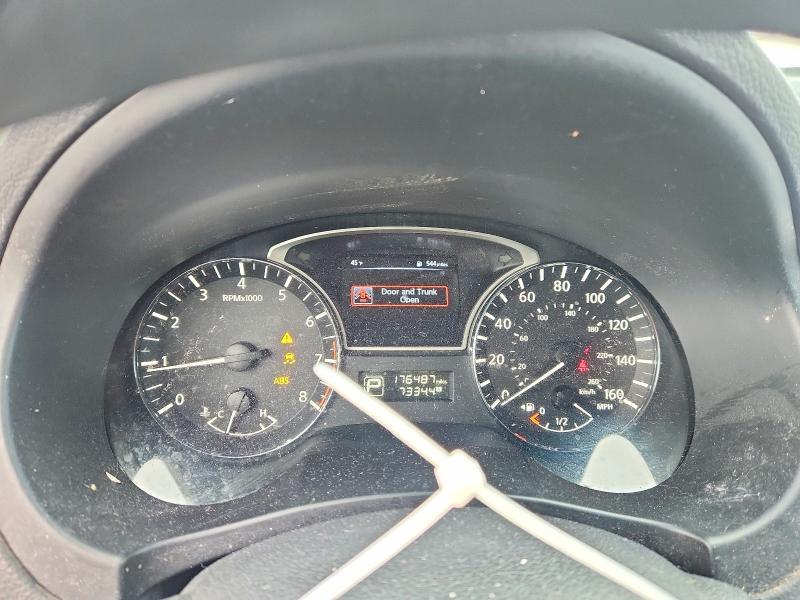 2015 Niss Altima 2.5s