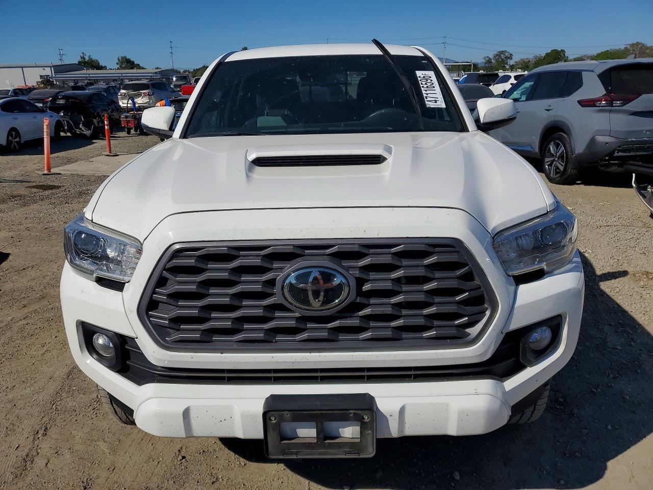 2020 Toyota Tacoma TRD Sport
