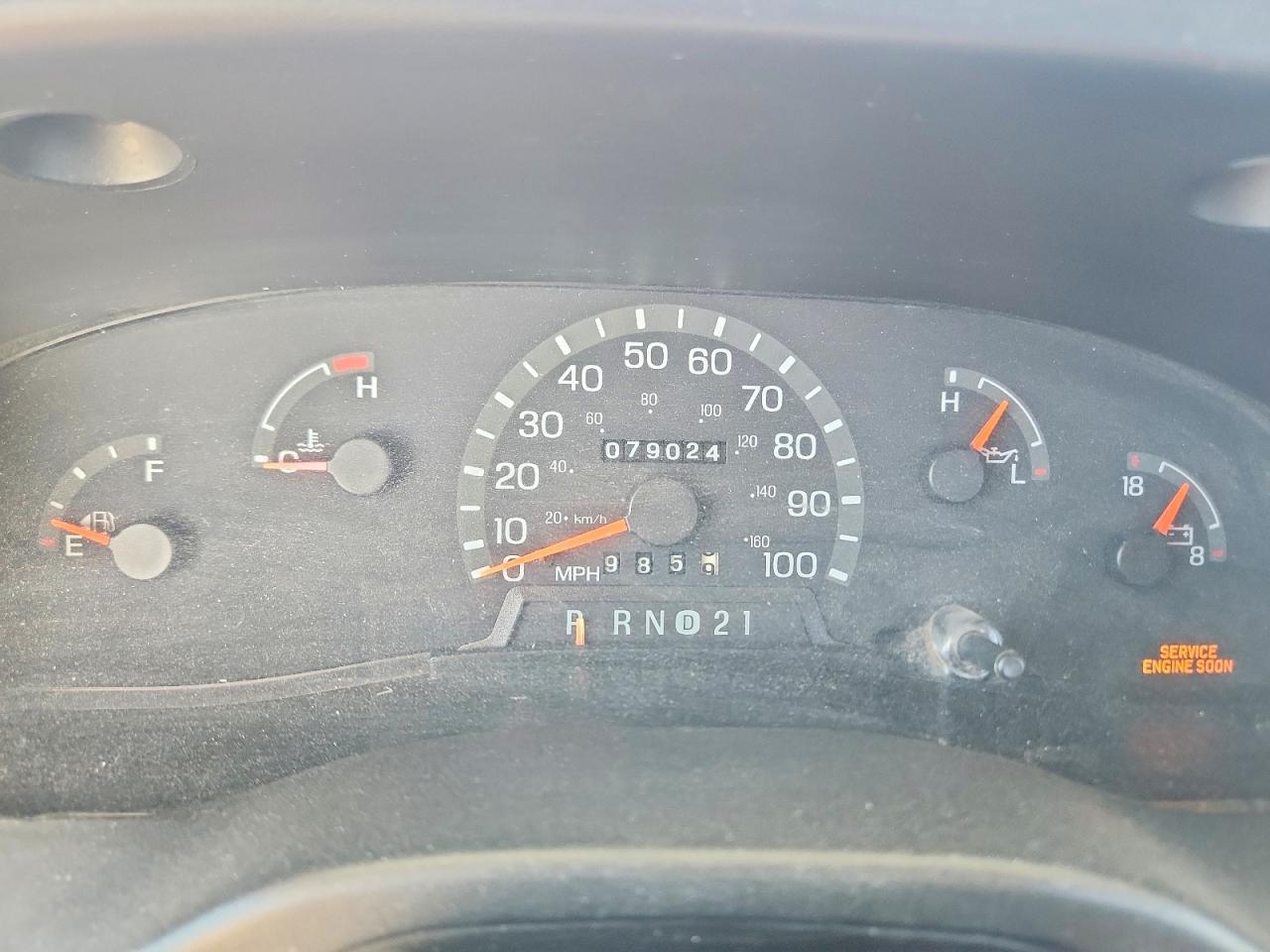 1998 Ford Econoline E450 Super Duty Cutaway Van RV