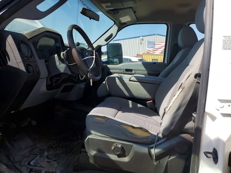 2015 Ford F350 Super Duty Flatbed Truck