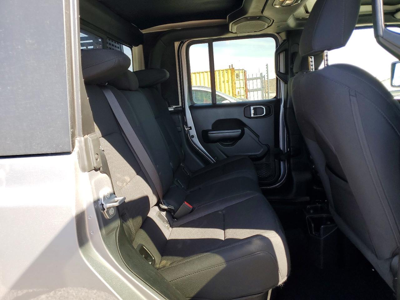 2020 Jeep Gladiator Sport
