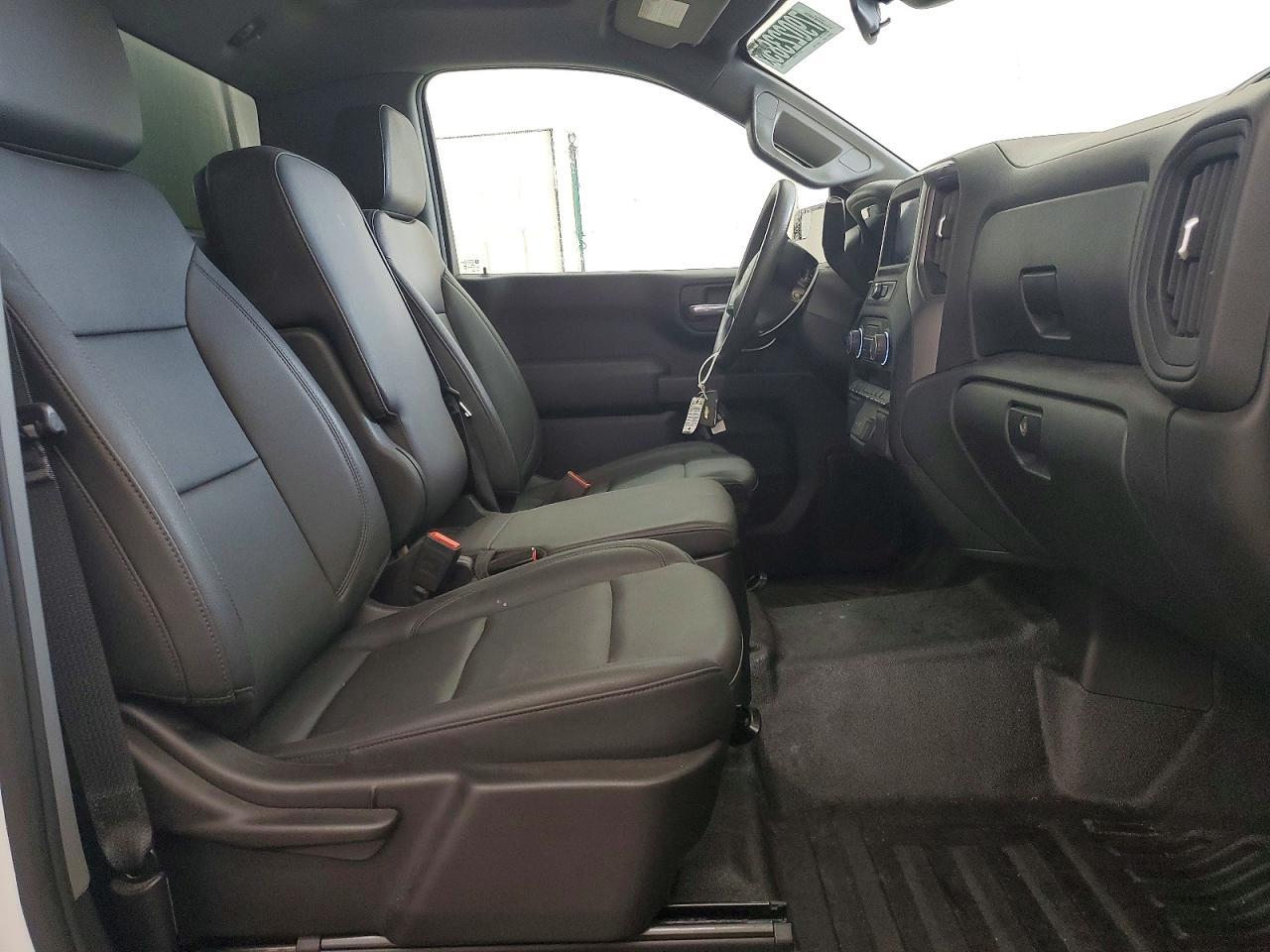 2023 Chevrolet Silverado C1500