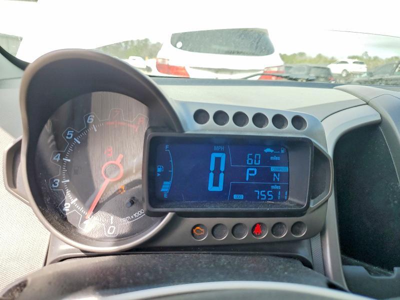 2014 Chev Sonic lt