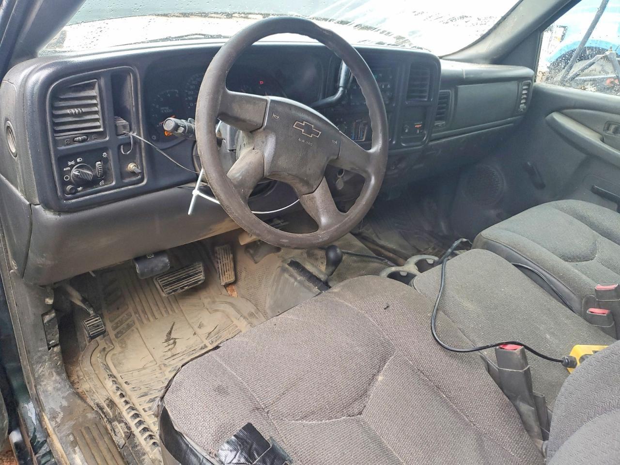 2004 Chevrolet Silverado Dump Truck