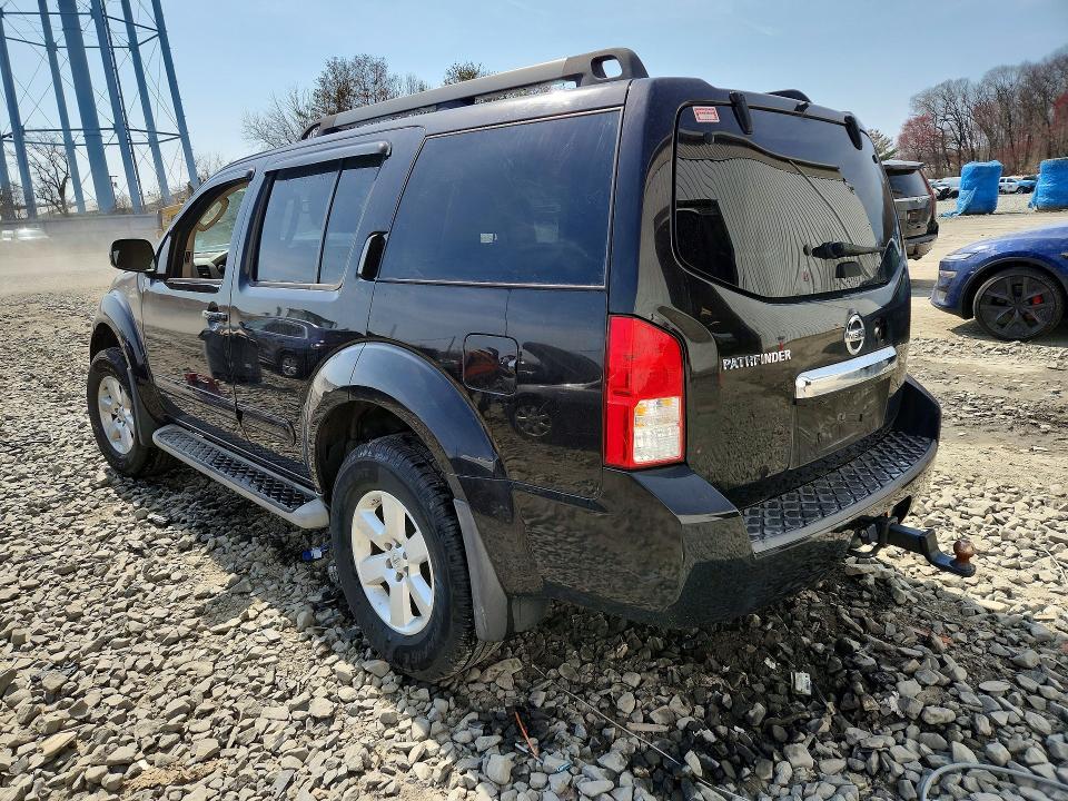 2012 Nissan Pathfinder s