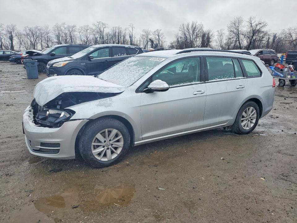2016 Volkswagen Golf Sportwagen s