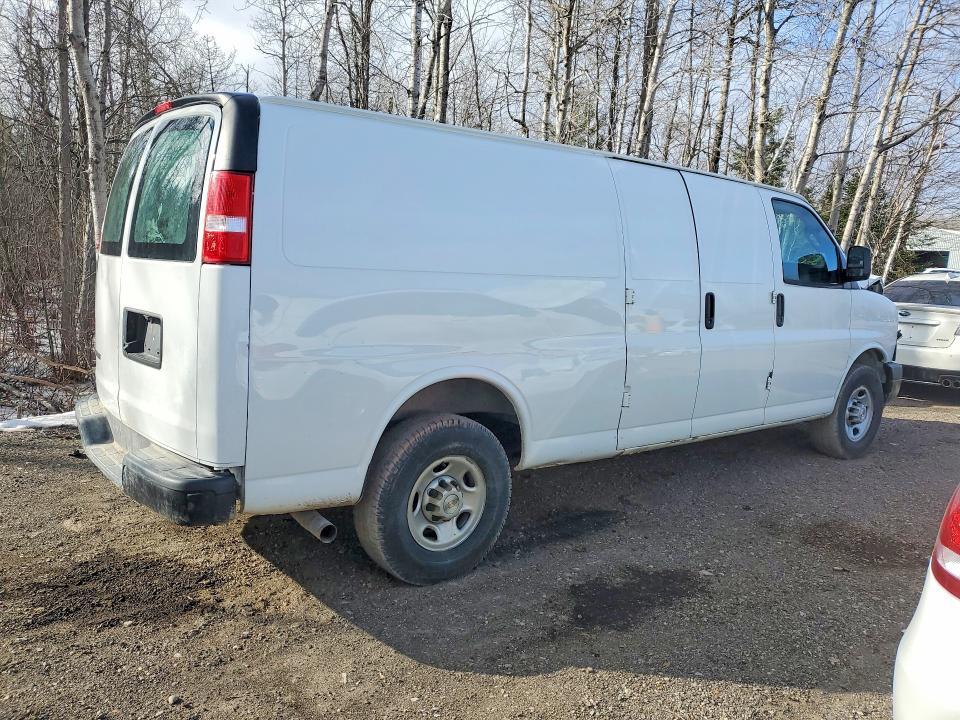 2020 Chev Express G2500