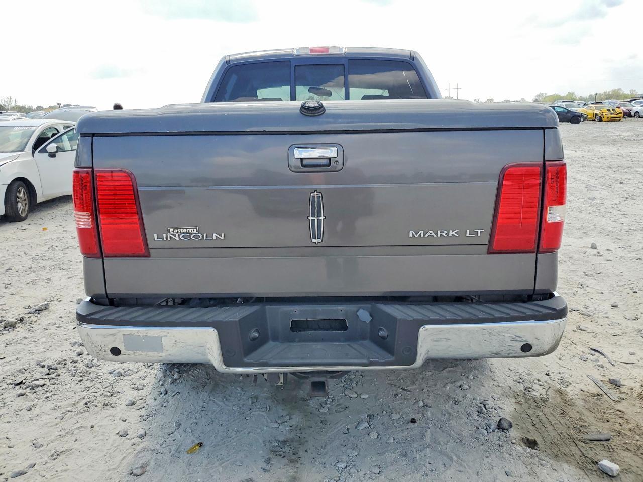 2006 Lincoln Mark LT
